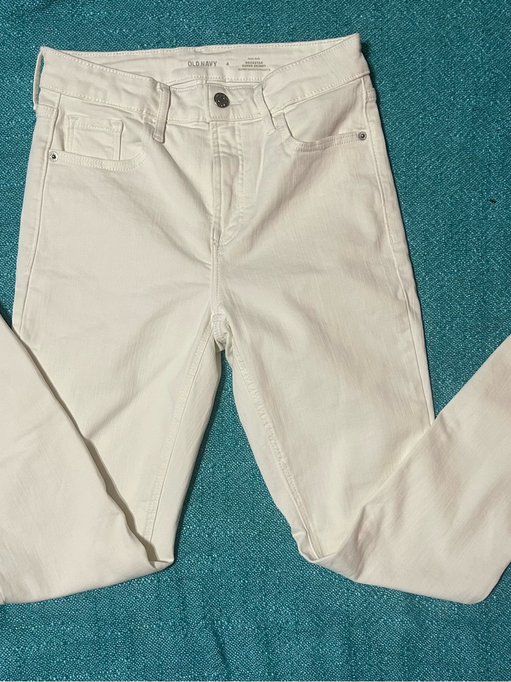 Old NavyWhite Rockstar Super Skinny Jeans Size 4 - Picture 1 of 4
